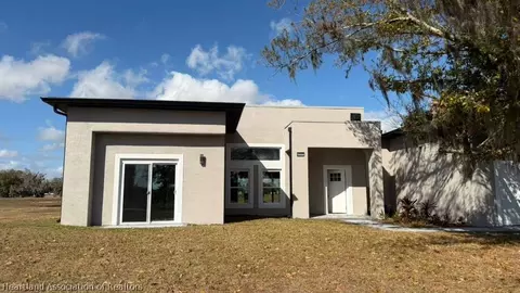 6805 Heavitree Dr, Sebring, FL 33876