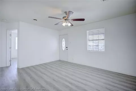 Living - 4816 Fifth St, Sebring, FL 33870 photo 3 of 4