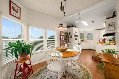 223 Hickory Ridge Dr, Sebring, FL 33876 photo 9