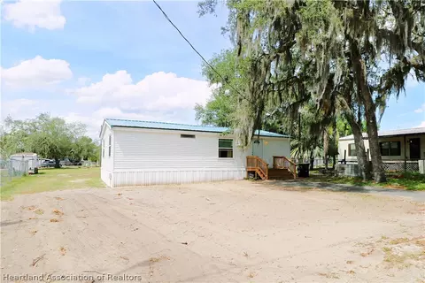 2525 Panfish Dr, Lake Wales, FL 33898