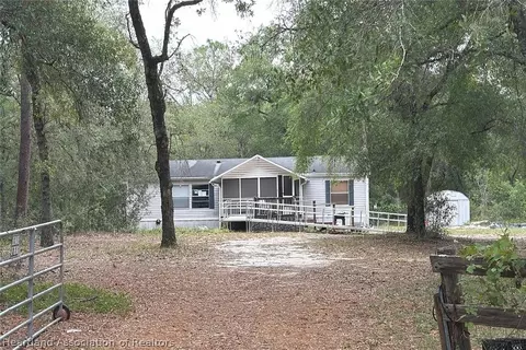 18351 SE 62nd Pl, Ocklawaha, FL 32179