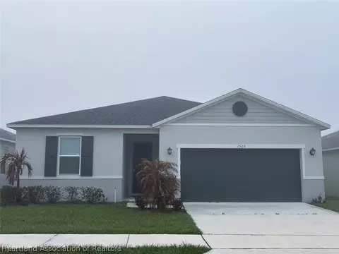 1525 Mattie Pointe Pl, Auburndale, FL 33823