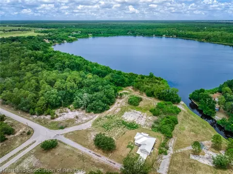 1100 Lakeside Dr S, Sebring, FL 33875