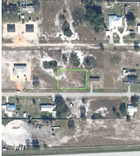 2494 W Newton Rd, Avon Park, FL 33825
