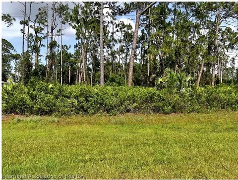 N Chamberlain Boulevard, North Port, FL 34286