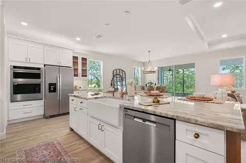 Kitchen - 4659 Mignon Dr, Sebring, FL 33872 photo 3 of 8