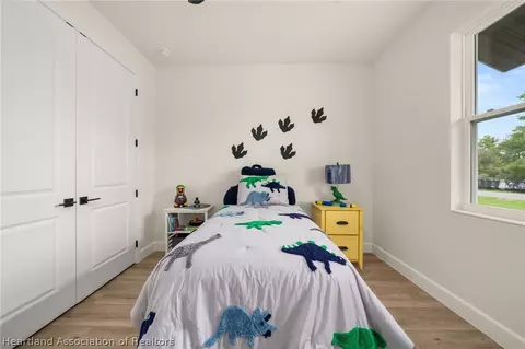 Bedroom - 4659 Mignon Dr, Sebring, FL 33872 photo 8 of 8