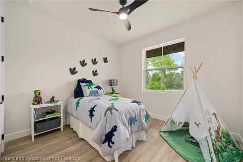 Bedroom - 4659 Mignon Dr, Sebring, FL 33872 photo 7 of 8