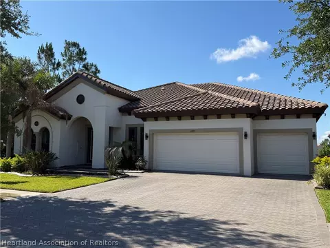 11891 Frost Aster Dr, Riverview, FL 33579