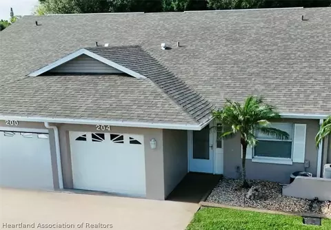 204 Country Club Dr, Lake Placid, FL 33852