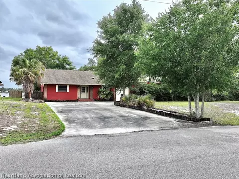 3260 Popinjay Ave, Lake Placid, FL 33852
