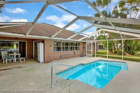 Exterior - 809 Ryan Rd, Sebring, FL 33876 photo 3 of 11