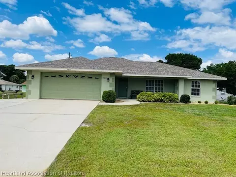 3215 Peace St, Sebring, FL 33875