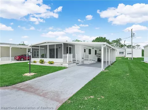 1544 St Thomas Ave, Sebring, FL 33870 photo 2
