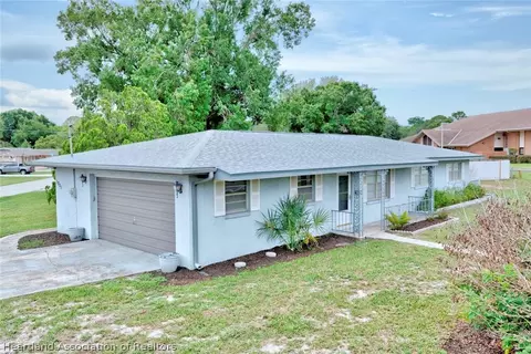 1221 Forest Rd, Sebring, FL 33872 photo 2