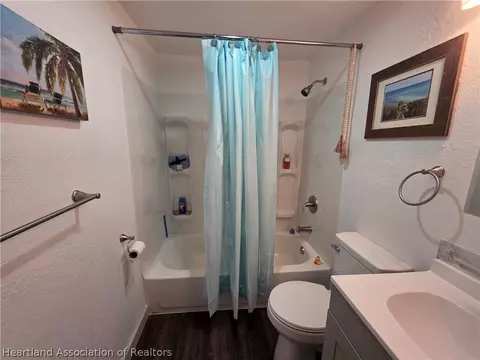 Bath - 4525 High Ave, Sebring, FL 33870 photo 1 of 2