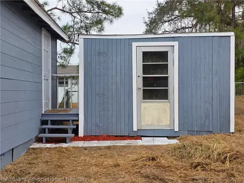 Exterior - 4525 High Ave, Sebring, FL 33870 photo 3 of 4