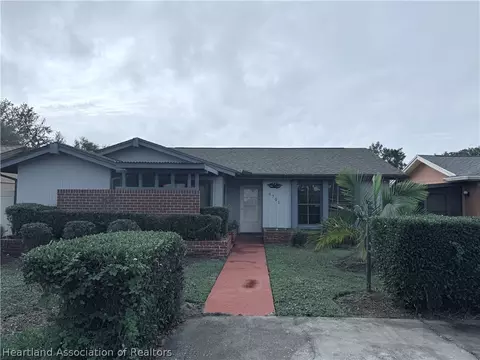 4701 Granada Blvd, Sebring, FL 33872