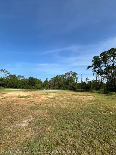 1724 Benz Ter, Sebring, FL 33870 photo 4