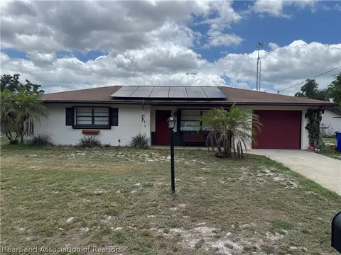 108 E Canal Way NE, Lake Placid, FL 33852