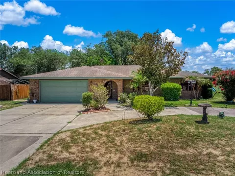 2020 N Torrington Rd, Avon Park, FL 33825
