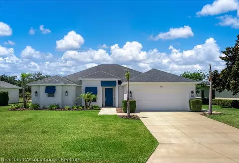7051 Strafford Oaks Dr, Sebring, FL 33875