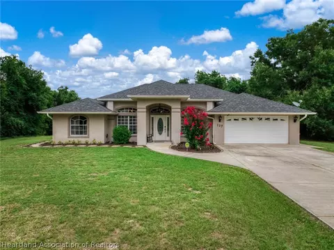 117 Interstate Ct NW, Lake Placid, FL 33852