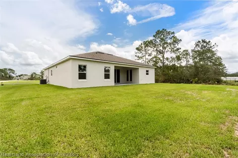 Exterior - 4329 Cremona Dr, Sebring, FL 33872 photo 3 of 3