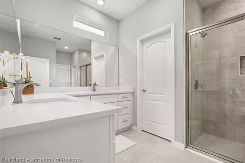 Bath - 4329 Cremona Dr, Sebring, FL 33872 photo 1 of 5