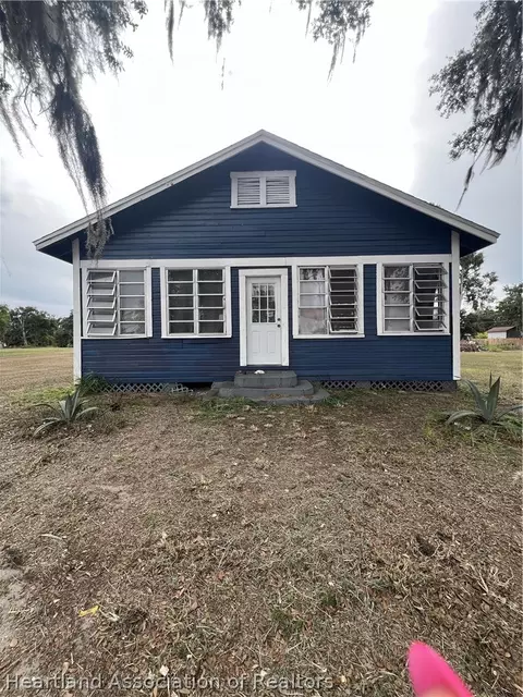 5017 N Us 17 Hwy, Bowling Green, FL 33834