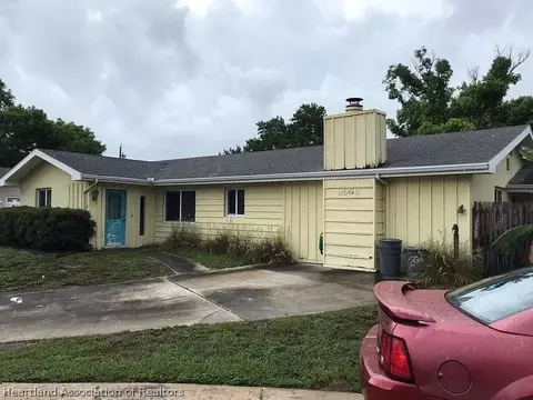 9956 136th St, Seminole, FL 33776