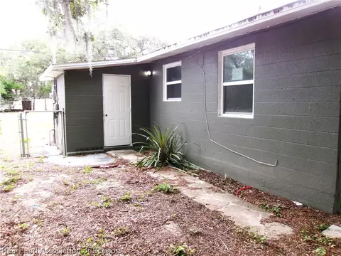 Exterior - 1703 Rainbow Ave, Sebring, FL 33870 photo 2 of 3
