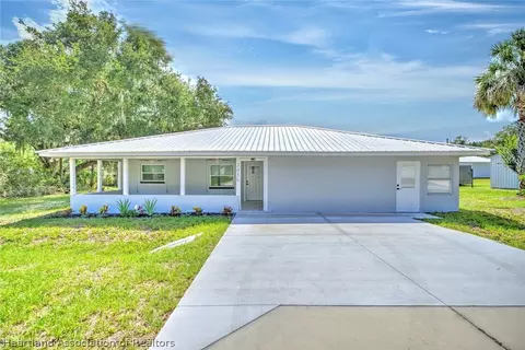 3065 Magnolia St, Zolfo Springs, FL 33890