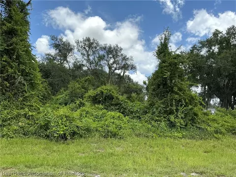 5801 Sun Valley Dr, Sebring, FL 33876
