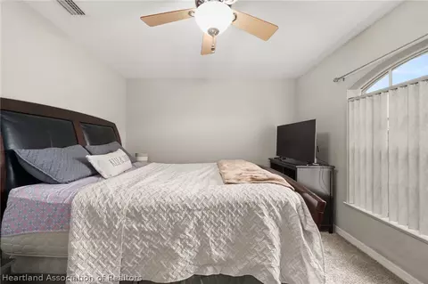 Bedroom - 2630 Gresham St, Sebring, FL 33875 photo 6 of 9