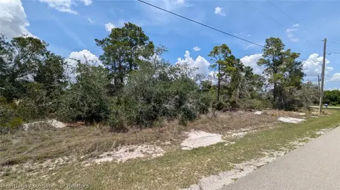 435 W Waterway Ave NW, Lake Placid, FL 33852