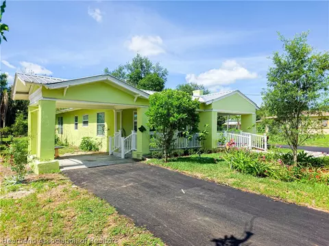 17 Wilkes St, Avon Park, FL 33825