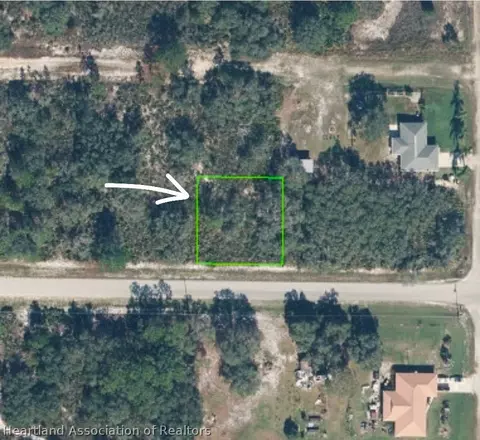 2922 W Exeter Rd, Avon Park, FL 33825