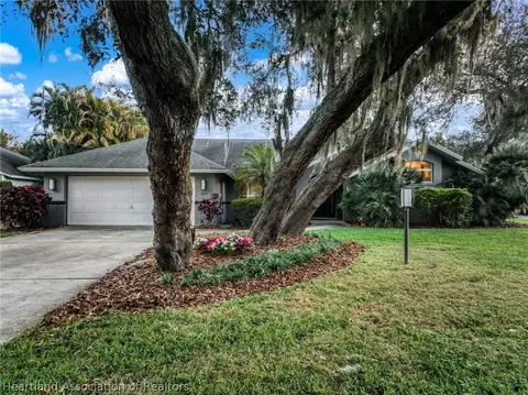 105 Watersedge Ln, Lake Placid, FL 33852