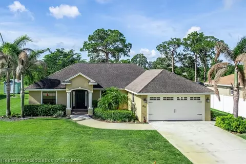 311 Dozier Ave, Sebring, FL 33875