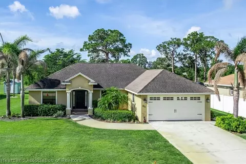 311 Dozier Ave, Sebring, FL 33875