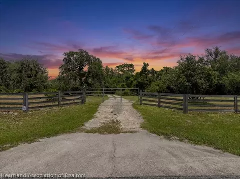 262 Moon Ranch Rd, Sebring, FL 33870 photo 3