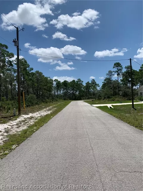 7633 Yumuri St, Sebring, FL 33872 photo 4