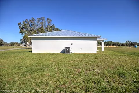 Exterior - 2104 Flower Ter, Sebring, FL 33875 photo 3 of 7