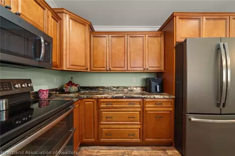 Kitchen - 1440 Kyra Ave, Sebring, FL 33872 photo 3 of 5