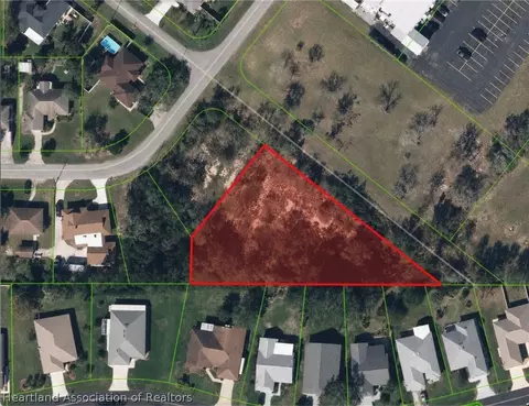 9 Miami Dr, Lake Placid, FL 33852