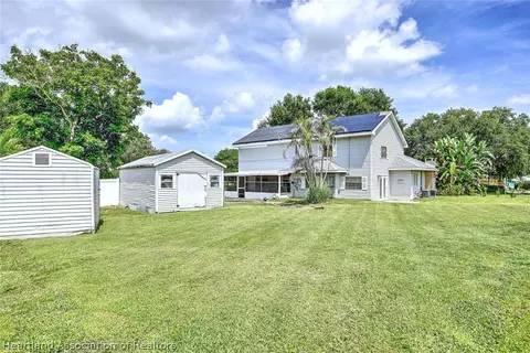 Exterior - 1216 Edgewater Point Dr, Sebring, FL 33870 photo 9 of 9