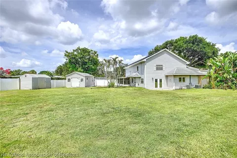 Exterior - 1216 Edgewater Point Dr, Sebring, FL 33870 photo 8 of 9