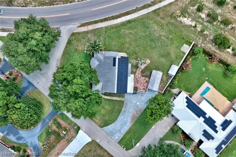 View/Area - 1216 Edgewater Point Dr, Sebring, FL 33870 photo 4 of 7