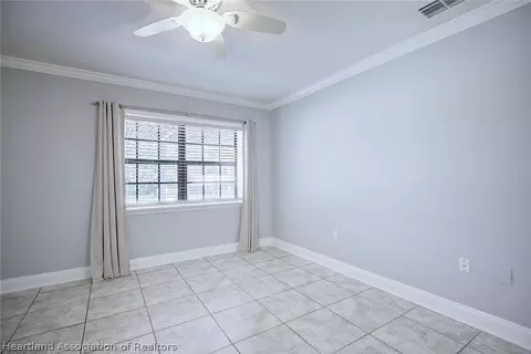 Bedroom - 1216 Edgewater Point Dr, Sebring, FL 33870 photo 2 of 5
